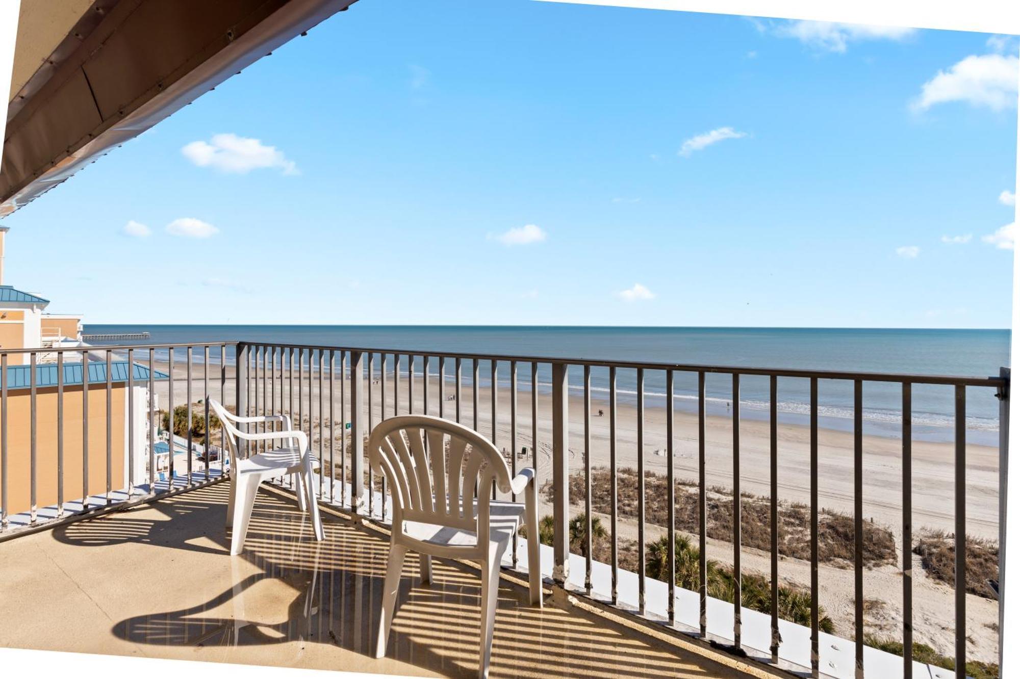Ocean Crest Inn And Suites Миртъл Бийч Стая снимка